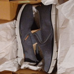 Skechers Memory Foam  12